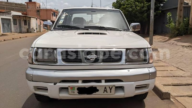 Big with watermark nissan frontier togo lome 6311