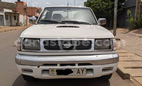 Acheter Occasion Voiture Nissan Frontier Blanc à Lomé, Togo Acheter Occasion Voiture Nissan Frontier Blanc à Lomé, Togo