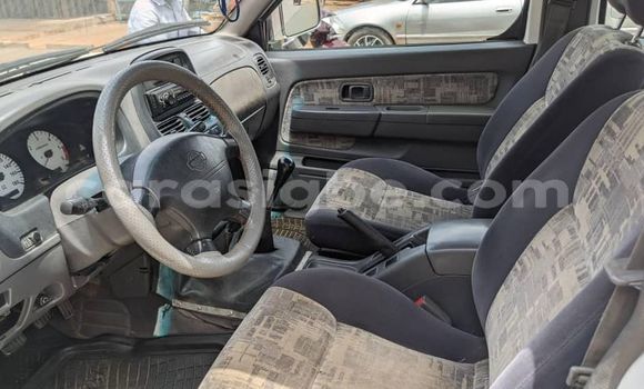 Acheter Occasion Voiture Nissan Frontier Blanc à Lomé, Togo Acheter Occasion Voiture Nissan Frontier Blanc à Lomé, Togo