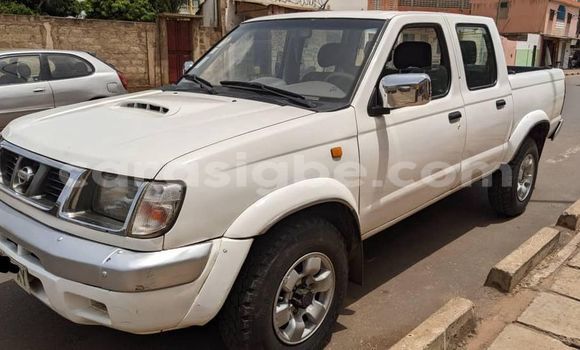 Acheter Occasion Voiture Nissan Frontier Blanc à Lomé, Togo Acheter Occasion Voiture Nissan Frontier Blanc à Lomé, Togo