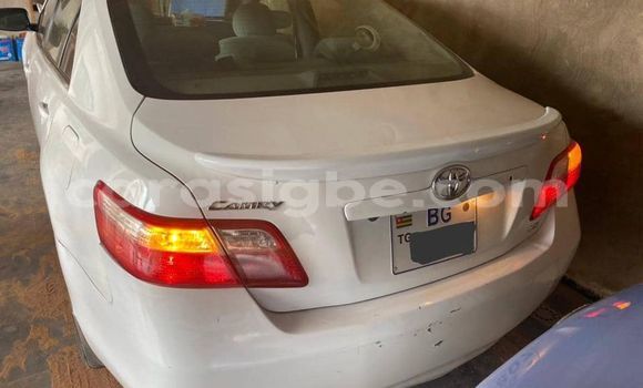 Acheter Occasion Voiture Toyota Camry Blanc à Lomé, Togo Acheter Occasion Voiture Toyota Camry Blanc à Lomé, Togo