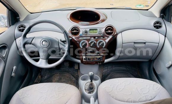 Acheter Occasion Voiture Toyota Yaris Gris à Lomé, Togo Acheter Occasion Voiture Toyota Yaris Gris à Lomé, Togo