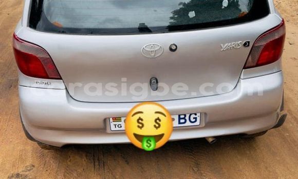 Acheter Occasion Voiture Toyota Yaris Gris à Lomé, Togo Acheter Occasion Voiture Toyota Yaris Gris à Lomé, Togo