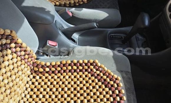 Acheter Occasion Voiture Mazda 323 Noir à Lomé, Togo Acheter Occasion Voiture Mazda 323 Noir à Lomé, Togo