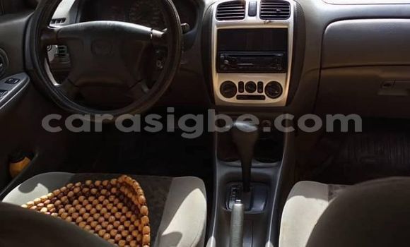 Acheter Occasion Voiture Mazda 323 Noir à Lomé, Togo Acheter Occasion Voiture Mazda 323 Noir à Lomé, Togo