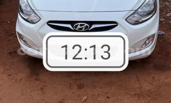 Acheter Occasion Voiture Hyundai Accent Blanc à Lomé, Togo Acheter Occasion Voiture Hyundai Accent Blanc à Lomé, Togo