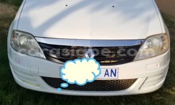 Acheter Occasion Voiture Renault Logan Blanc à Lomé, Togo Acheter Occasion Voiture Renault Logan Blanc à Lomé, Togo