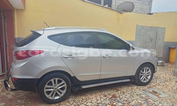 Buy Used Hyundai Tucson Silver Car in Lome in Togo Buy Used Hyundai Tucson Silver Car in Lome in Togo