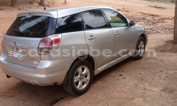 Acheter Occasion Voiture Toyota Matrix Gris à Lomé, Togo Acheter Occasion Voiture Toyota Matrix Gris à Lomé, Togo