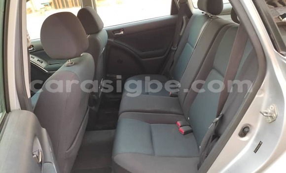 Acheter Occasion Voiture Toyota Matrix Gris à Lomé, Togo Acheter Occasion Voiture Toyota Matrix Gris à Lomé, Togo
