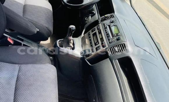 Acheter Occasion Voiture Toyota Corolla Verso Bleu à Lomé, Togo Acheter Occasion Voiture Toyota Corolla Verso Bleu à Lomé, Togo