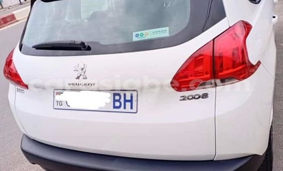 Acheter Occasion Voiture Peugeot 2008 Blanc à Lomé, Togo Acheter Occasion Voiture Peugeot 2008 Blanc à Lomé, Togo
