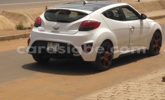 Acheter Occasion Voiture Hyundai Veloster Blanc à Lomé, Togo Acheter Occasion Voiture Hyundai Veloster Blanc à Lomé, Togo