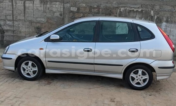 Acheter Occasion Voiture Nissan Almera Gris à Lomé, Togo Acheter Occasion Voiture Nissan Almera Gris à Lomé, Togo