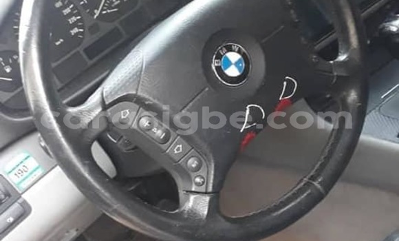 Acheter Occasion Voiture BMW 3–Series Blanc à Lomé, Togo Acheter Occasion Voiture BMW 3–Series Blanc à Lomé, Togo