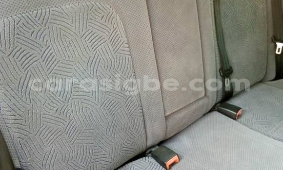 Acheter Occasion Voiture Toyota Avensis Gris à Lomé, Togo Acheter Occasion Voiture Toyota Avensis Gris à Lomé, Togo