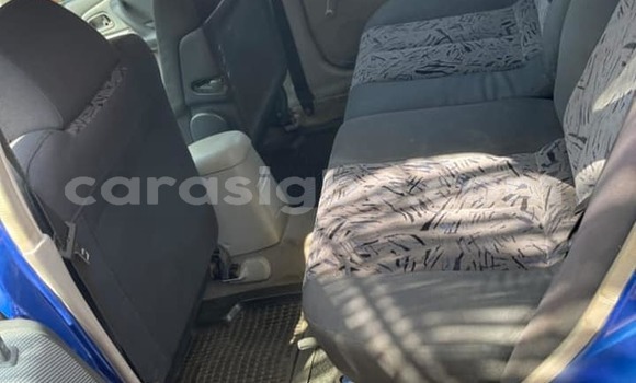 Acheter Occasion Voiture Mazda 323 Bleu à Lomé, Togo Acheter Occasion Voiture Mazda 323 Bleu à Lomé, Togo