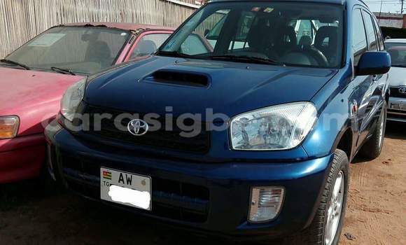 Buy Used Toyota RAV4 Blue Car in Lome in Togo Buy Used Toyota RAV4 Blue Car in Lome in Togo