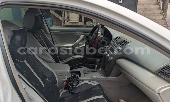 Acheter Occasion Voiture Toyota Camry Blanc à Lomé, Togo Acheter Occasion Voiture Toyota Camry Blanc à Lomé, Togo