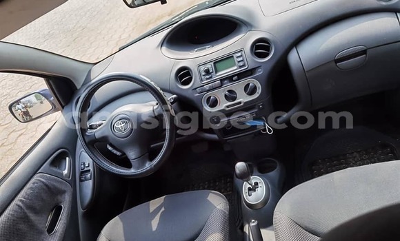 Acheter Occasion Voiture Toyota Yaris Bleu à Lomé, Togo Acheter Occasion Voiture Toyota Yaris Bleu à Lomé, Togo