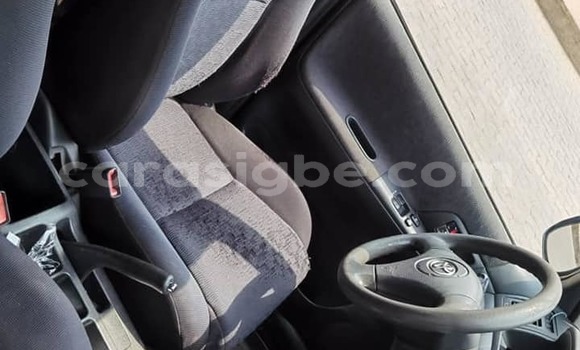 Acheter Occasion Voiture Toyota Corolla Verso Bleu à Lomé, Togo Acheter Occasion Voiture Toyota Corolla Verso Bleu à Lomé, Togo