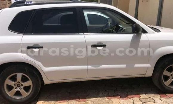 Acheter Occasion Voiture Hyundai Tucson Blanc à Lomé, Togo Acheter Occasion Voiture Hyundai Tucson Blanc à Lomé, Togo