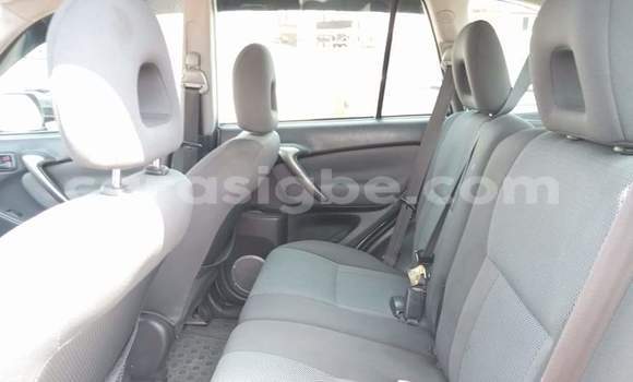Buy Used Toyota RAV4 Silver Car in Lome in Togo Buy Used Toyota RAV4 Silver Car in Lome in Togo
