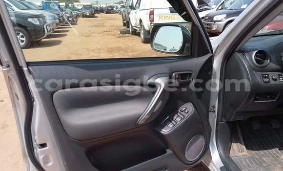 Buy Used Toyota RAV4 Silver Car in Lome in Togo Buy Used Toyota RAV4 Silver Car in Lome in Togo