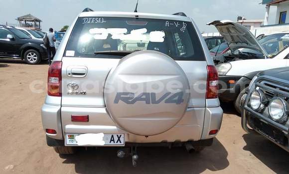 Buy Used Toyota RAV4 Silver Car in Lome in Togo Buy Used Toyota RAV4 Silver Car in Lome in Togo