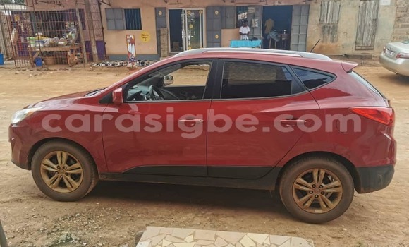 Acheter Occasion Voiture Hyundai Tucson Rouge à Lomé, Togo Acheter Occasion Voiture Hyundai Tucson Rouge à Lomé, Togo