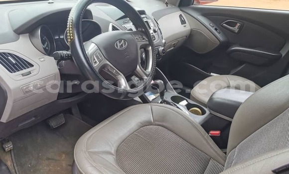 Acheter Occasion Voiture Hyundai Tucson Rouge à Lomé, Togo Acheter Occasion Voiture Hyundai Tucson Rouge à Lomé, Togo