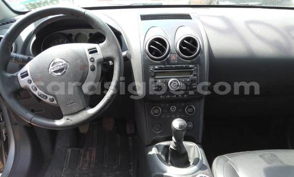 Buy Used Nissan Qashqai Silver Car in Lome in Togo Buy Used Nissan Qashqai Silver Car in Lome in Togo