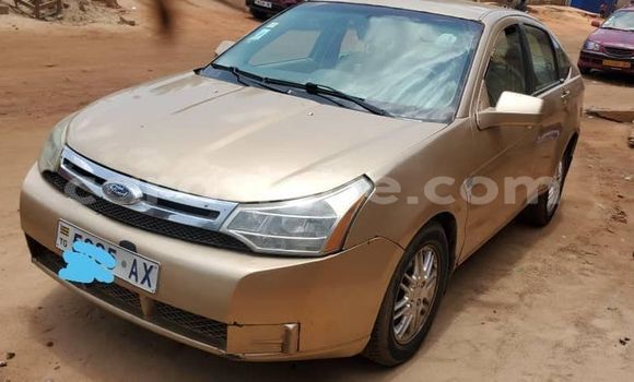 Acheter Occasion Voiture Ford Focus Marron à Lomé, Togo Acheter Occasion Voiture Ford Focus Marron à Lomé, Togo