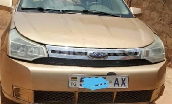 Acheter Occasion Voiture Ford Focus Marron à Lomé, Togo Acheter Occasion Voiture Ford Focus Marron à Lomé, Togo