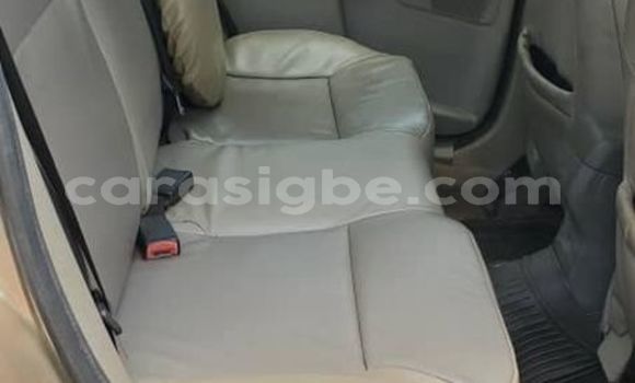 Acheter Occasion Voiture Ford Focus Marron à Lomé, Togo Acheter Occasion Voiture Ford Focus Marron à Lomé, Togo