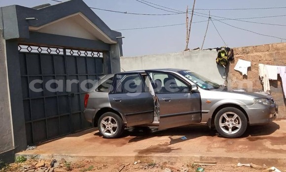 Acheter Occasion Voiture Mazda 323 Gris à Lomé, Togo Acheter Occasion Voiture Mazda 323 Gris à Lomé, Togo