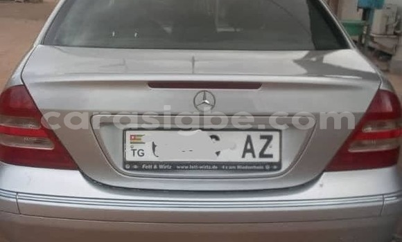 Acheter Occasion Voiture Mercedes‒Benz C–Class Gris à Lomé, Togo Acheter Occasion Voiture Mercedes‒Benz C–Class Gris à Lomé, Togo