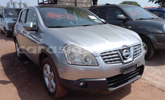 Buy Used Nissan Qashqai Silver Car in Lome in Togo Buy Used Nissan Qashqai Silver Car in Lome in Togo