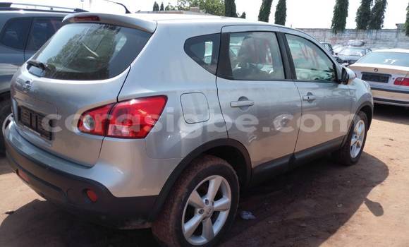 Buy Used Nissan Qashqai Silver Car in Lome in Togo Buy Used Nissan Qashqai Silver Car in Lome in Togo