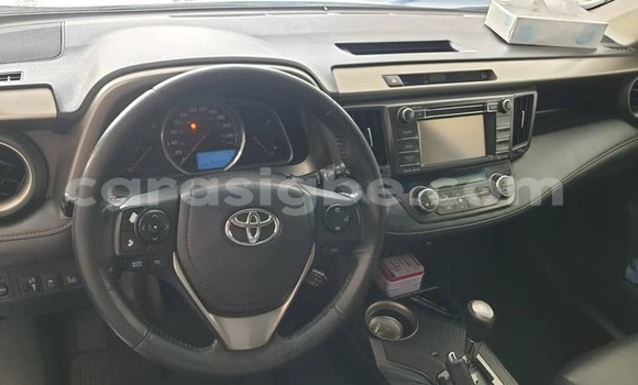 Acheter Occasion Voiture Toyota RAV4 Bleu à Lomé, Togo Acheter Occasion Voiture Toyota RAV4 Bleu à Lomé, Togo