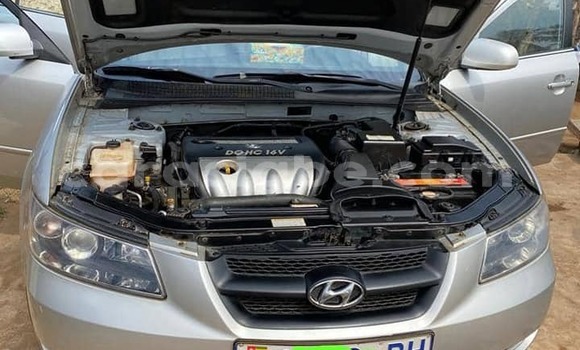 Acheter Occasion Voiture Hyundai Sonata Gris à Lomé, Togo Acheter Occasion Voiture Hyundai Sonata Gris à Lomé, Togo