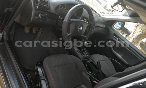 Acheter Occasion Voiture BMW 3–Series Noir à Lomé, Togo Acheter Occasion Voiture BMW 3–Series Noir à Lomé, Togo