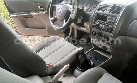Acheter Occasion Voiture Mazda 323 Noir à Lomé, Maritime Acheter Occasion Voiture Mazda 323 Noir à Lomé, Maritime