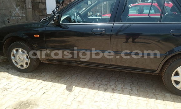 Acheter Occasion Voiture Mazda 323 Noir à Lomé, Maritime Acheter Occasion Voiture Mazda 323 Noir à Lomé, Maritime