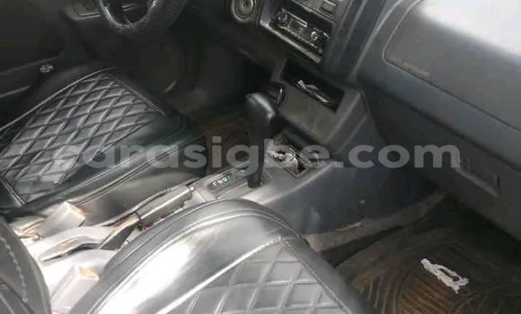 Acheter Occasion Voiture Toyota RAV4 Bleu à Lomé, Togo Acheter Occasion Voiture Toyota RAV4 Bleu à Lomé, Togo