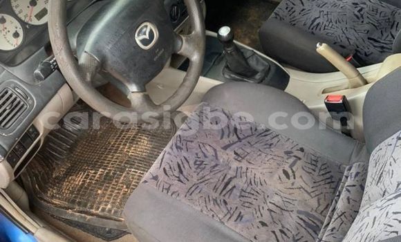 Acheter Occasion Voiture Mazda 323 Bleu à Lomé, Togo Acheter Occasion Voiture Mazda 323 Bleu à Lomé, Togo