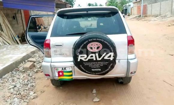 Acheter Occasion Voiture Toyota RAV4 Gris à Lomé, Togo Acheter Occasion Voiture Toyota RAV4 Gris à Lomé, Togo