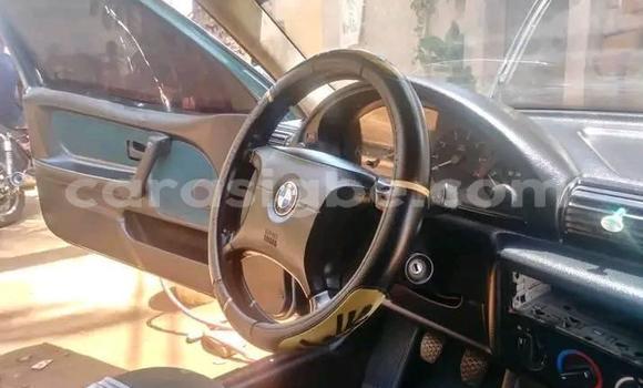 Acheter Occasion Voiture BMW 3–Series Vert à Lomé, Togo Acheter Occasion Voiture BMW 3–Series Vert à Lomé, Togo