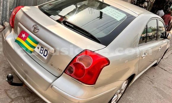 Acheter Occasion Voiture Toyota Avensis Gris à Lomé, Togo Acheter Occasion Voiture Toyota Avensis Gris à Lomé, Togo