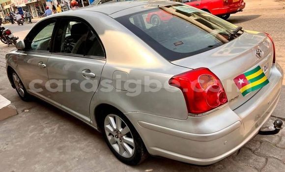 Acheter Occasion Voiture Toyota Avensis Gris à Lomé, Togo Acheter Occasion Voiture Toyota Avensis Gris à Lomé, Togo